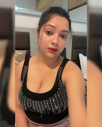 Call Girls Service Meluri